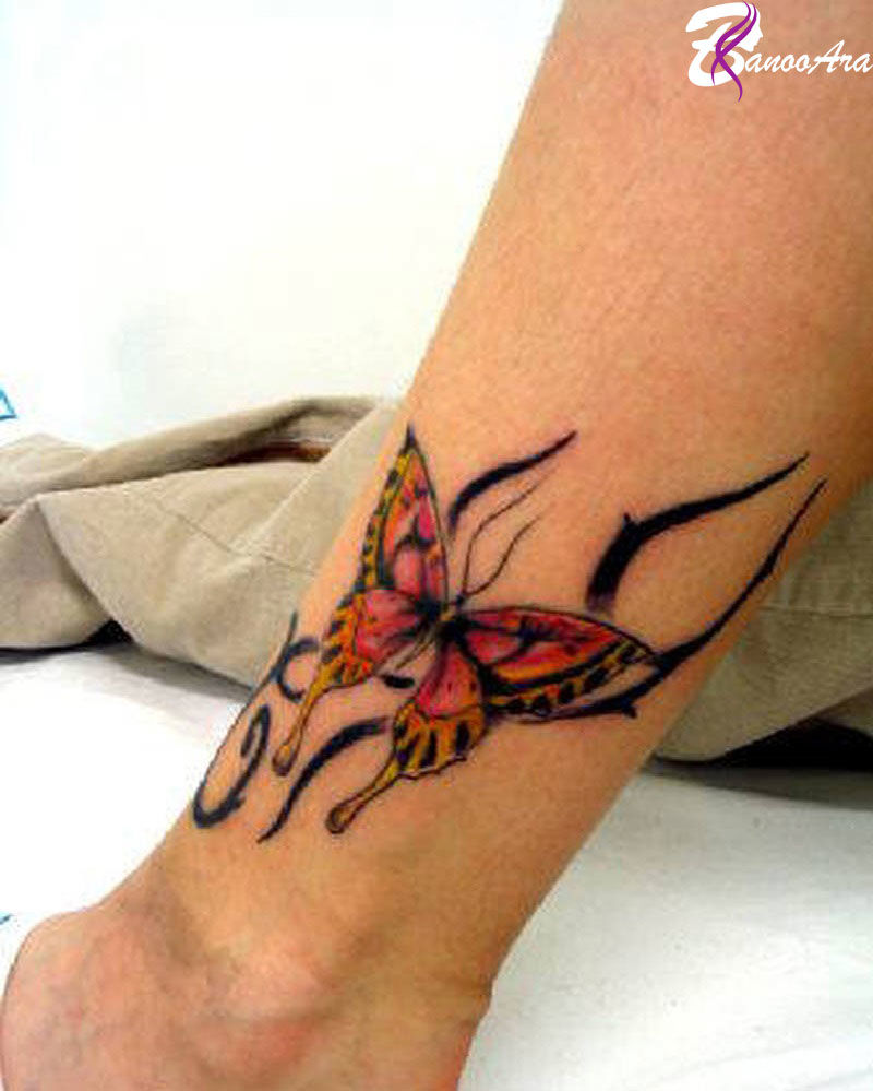 طرح تاتو پروانه قرمز روی پا