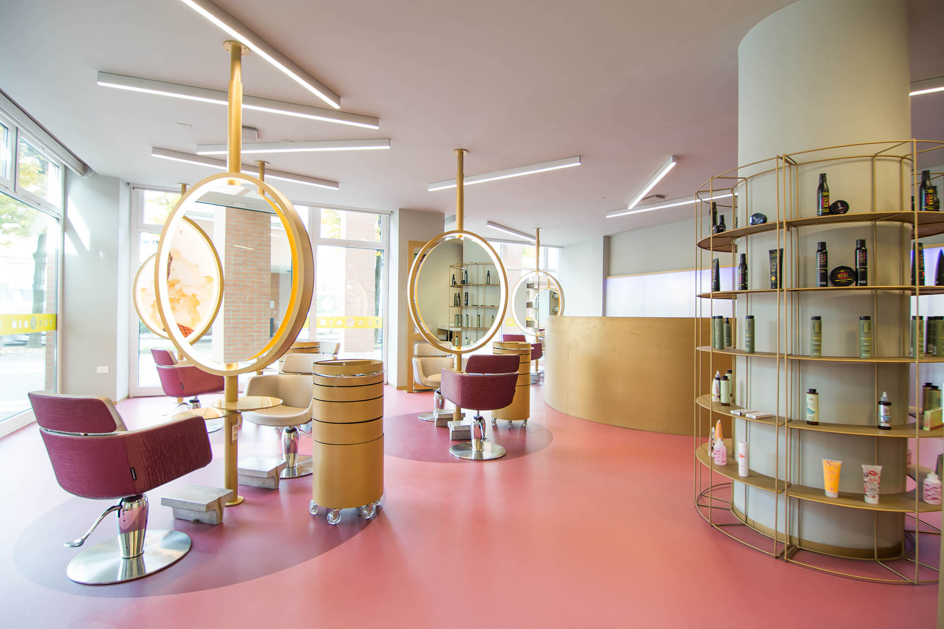 جدیدترین و مدرن ترین دکوراسیون آرایشگاه زنانه